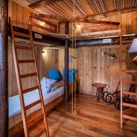 Goute La Vie Bed & Breakfast Marchamp Bagian luar foto