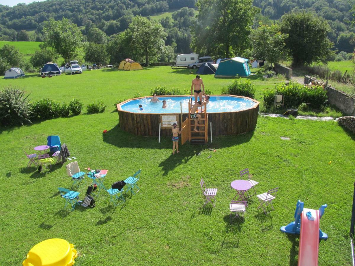 Goute La Vie Bed & Breakfast Marchamp Bagian luar foto