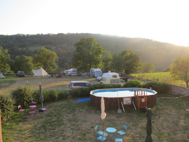 Goute La Vie Bed & Breakfast Marchamp Bagian luar foto