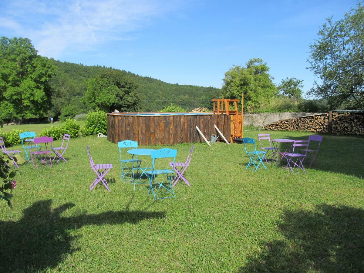 Goute La Vie Bed & Breakfast Marchamp Bagian luar foto