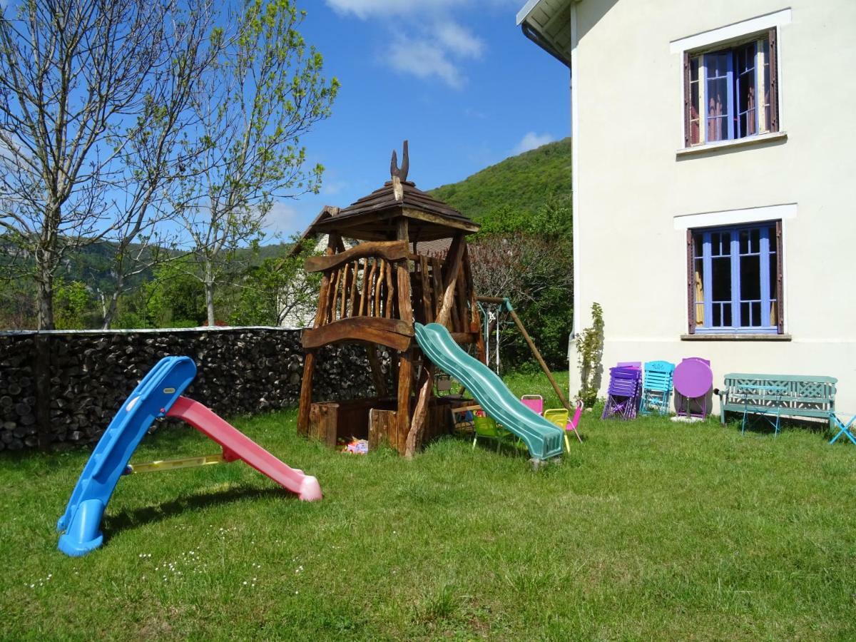 Goute La Vie Bed & Breakfast Marchamp Bagian luar foto